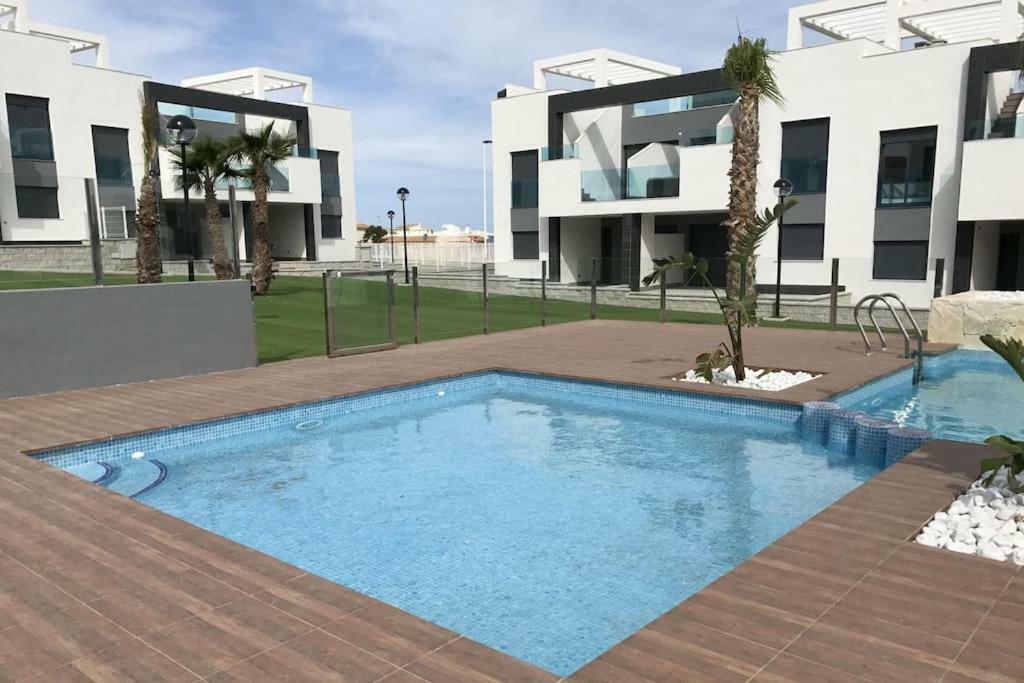 Oasis Beach IX Puntaprima Apartamento Torrevieja Exterior foto